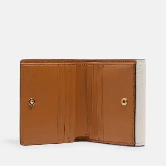 Coach Georgie Small Wallet In Blocked Signature Canvas - Picture 2 of 5